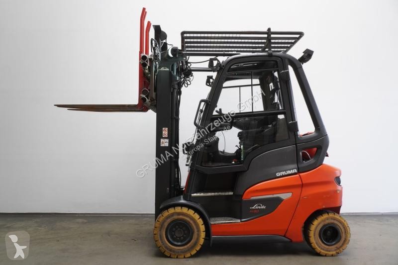 رافعة شوكية Linde 1202