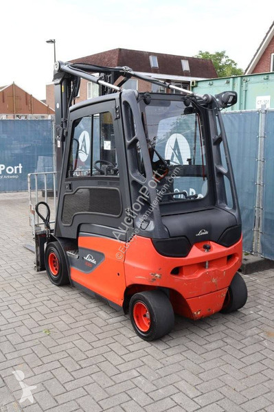 Stivuitor Linde E25