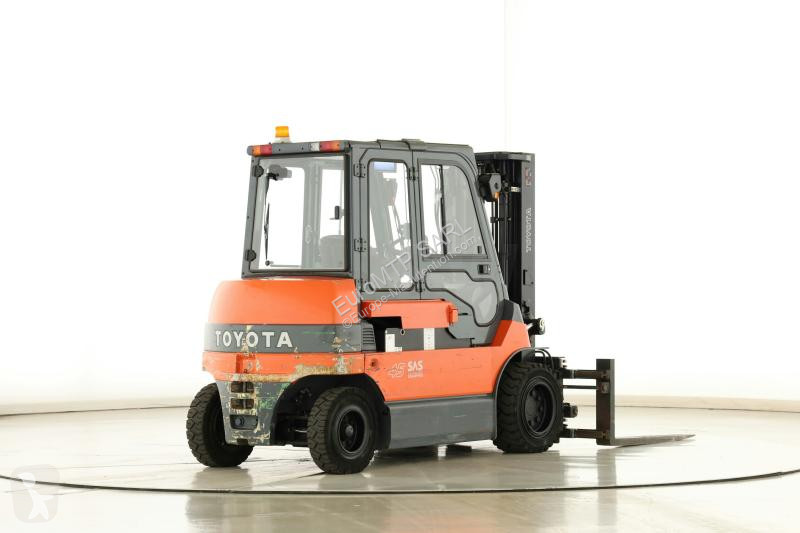 رافعة شوكية Toyota -45