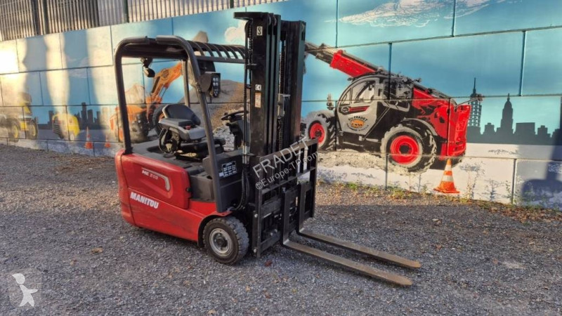 رافعة شوكية Manitou ME 318