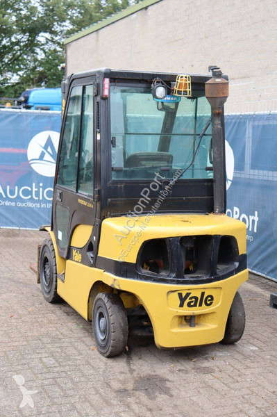 Empilhador elevador Yale E2170