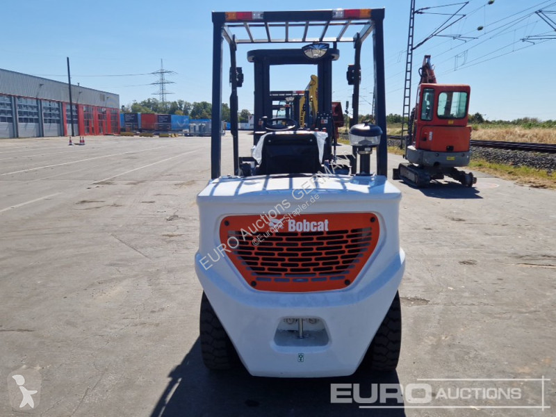 Chariot élévateur Bobcat D30NXE