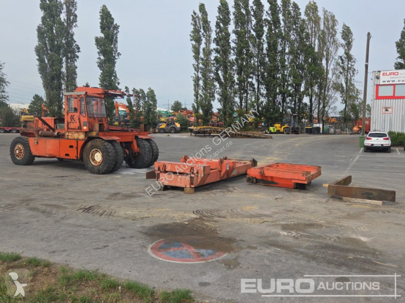 Навантажувач вилковий Kalmar