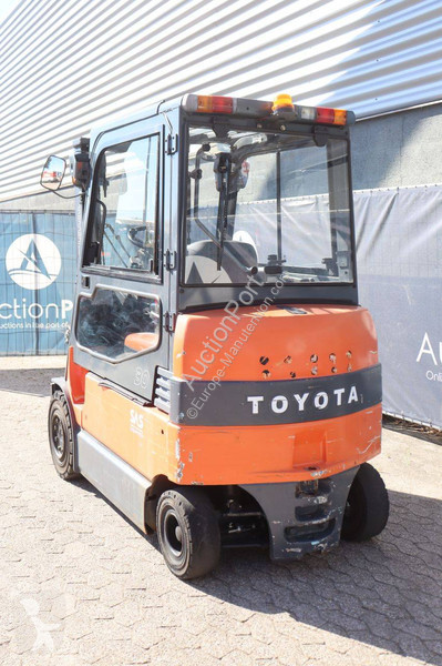 Carretilla elevadora Toyota 30
