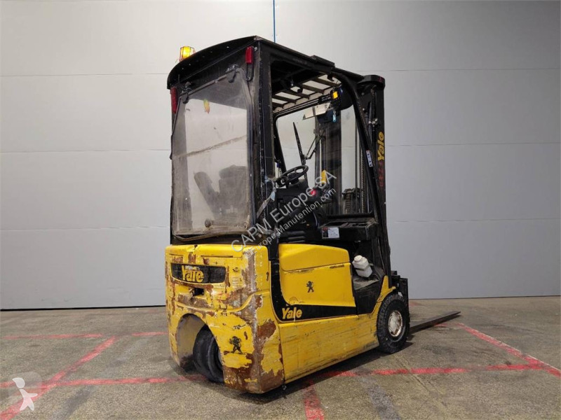 Кар Yale ERP15VC