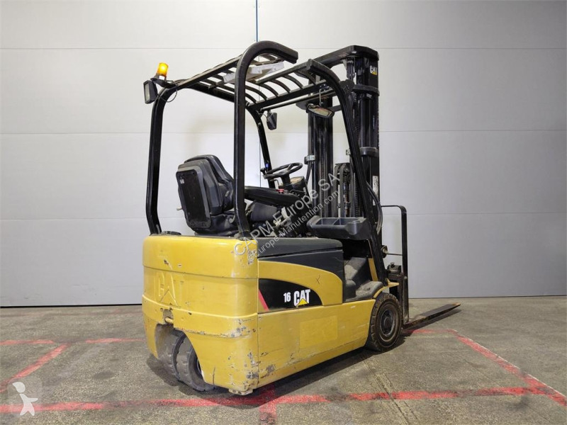 Chariot élévateur Caterpillar EP16NT