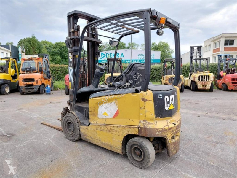 Chariot élévateur Caterpillar CN