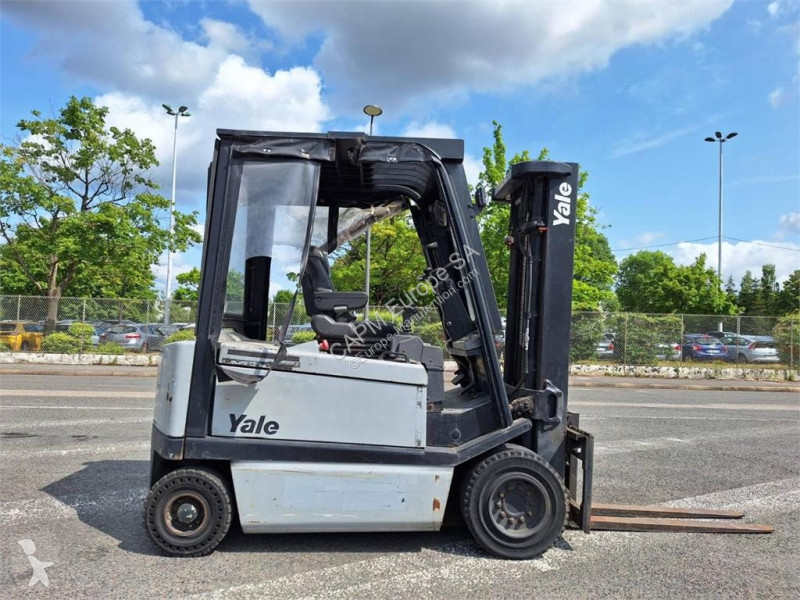 Chariot élévateur Yale ERP30
