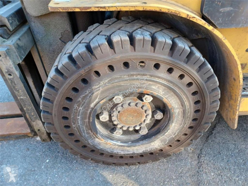Heftruck Caterpillar DP50K2