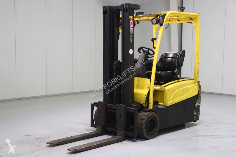 Навантажувач вилковий Hyster