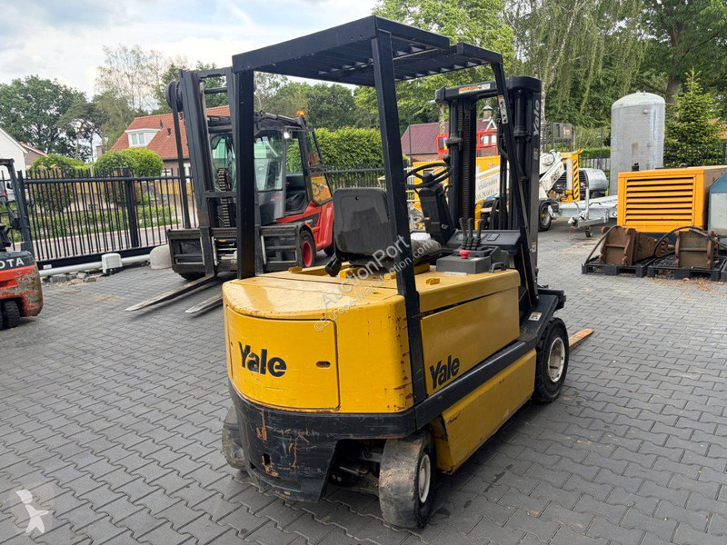 Yale ERP30 Forklift