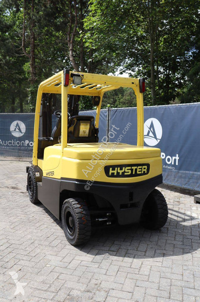Forklift