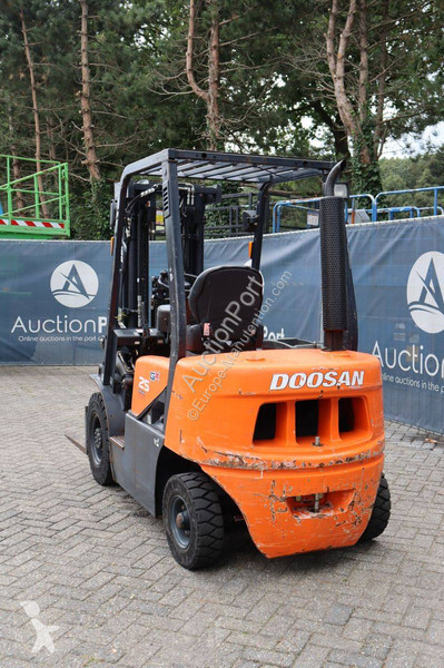 Doosan D25G Forklift