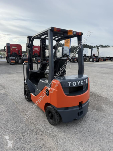Toyota  8 FDF 18 Forklift
