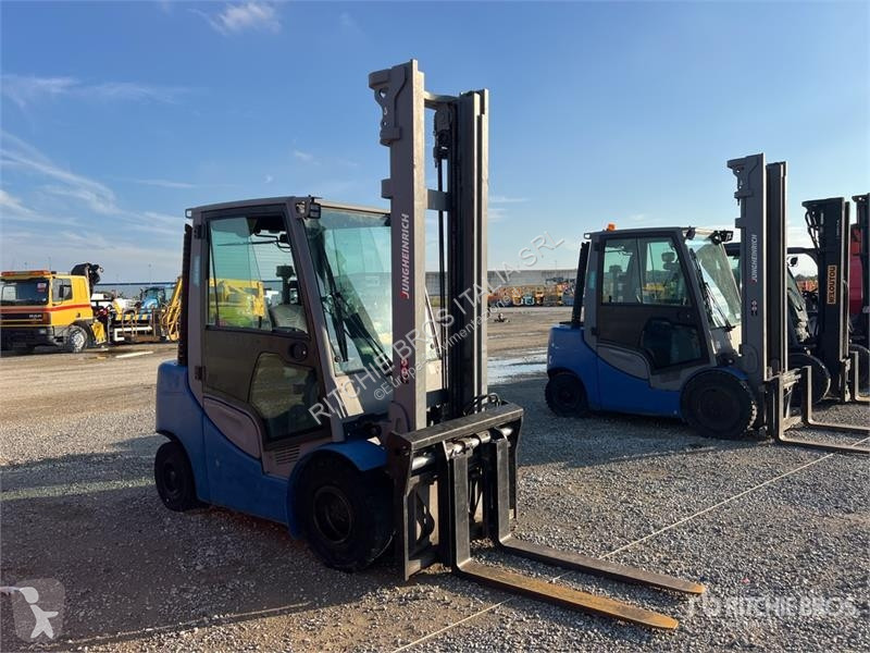 Emelőtargonca Jungheinrich 430S ZT 3000 kg...