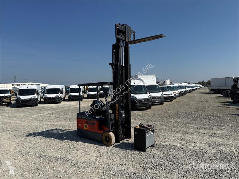 可升降式叉车 Toyota 7FBEF18 1800 kg Electric Forklift