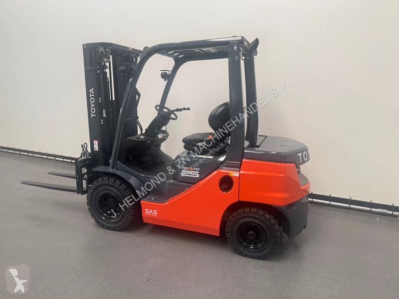 可升降式叉车 Toyota 52-8 FDF 25