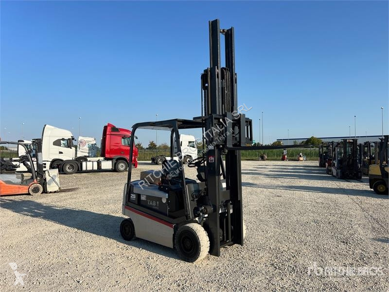 Carretilla elevadora Nissan QX25 2500 kg...