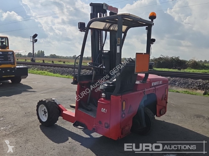 Chariot élévateur Moffett M4 25.3