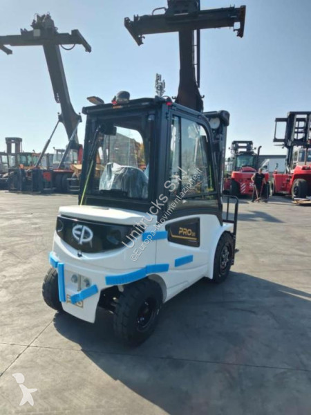 Carretilla elevadora EP EFL30 PRO
