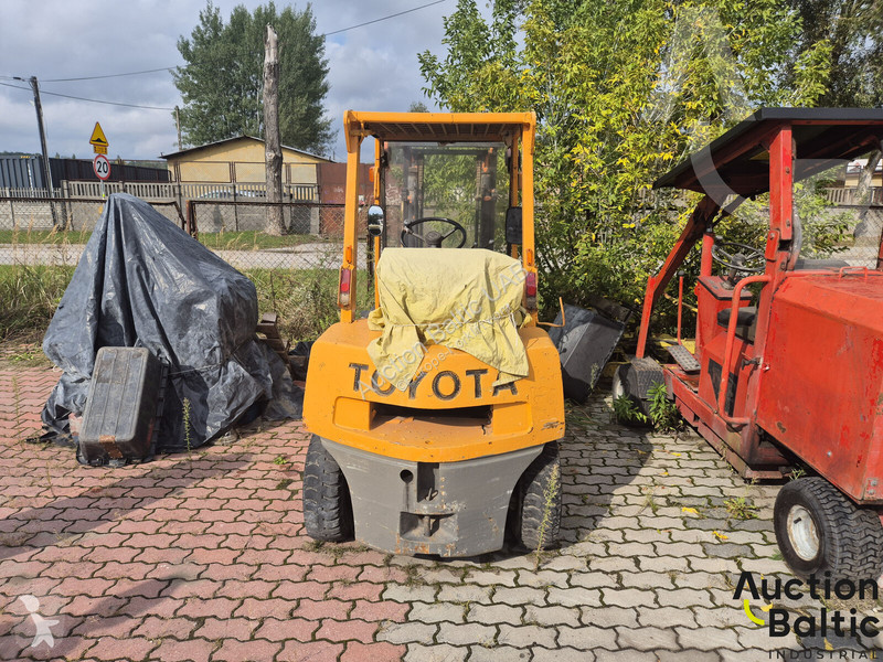Toyota 4FGL25 Forklift