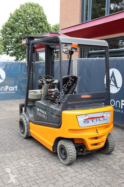 Chariot élévateur Still R60-30