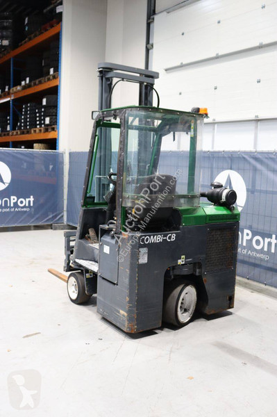 Chariot élévateur Combilift CB