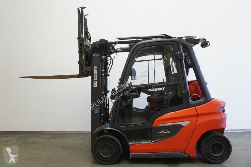 Teleskopický manipulátor Linde  H 25 T 1202