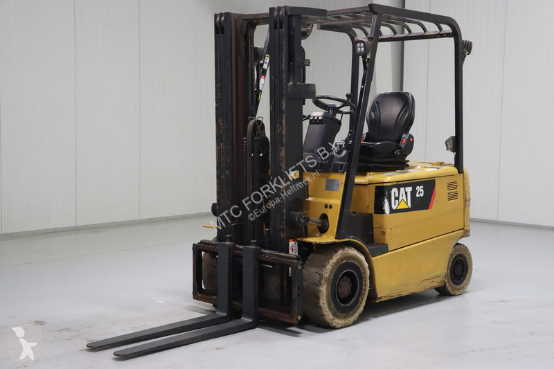 Автопогрузчик Caterpillar KPAC