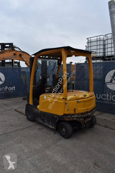 Teleskopický manipulátor Hyster -717