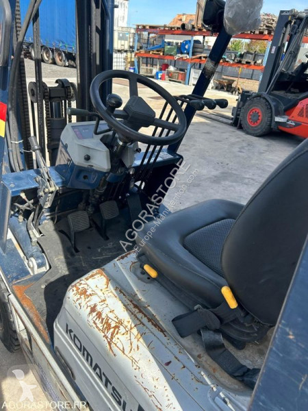 Chariot élévateur  FG15-15