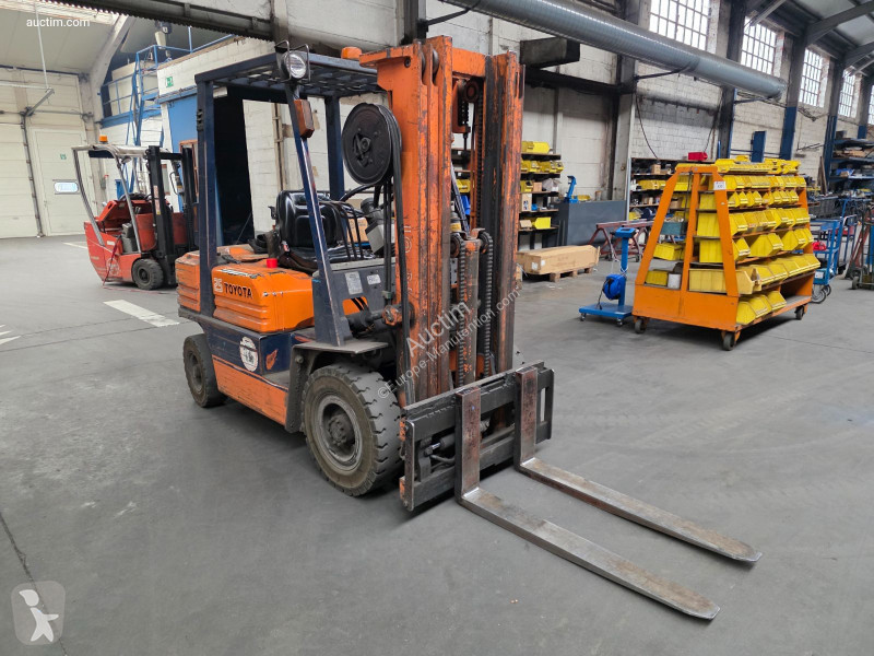 رافعة شوكية Toyota 02 5fdf 25