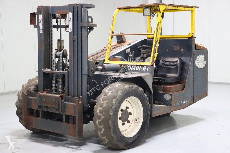 Chariot élévateur Combilift COMBI-RT