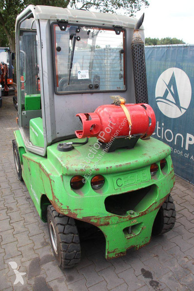 Chariot élévateur Cesab Drago H250