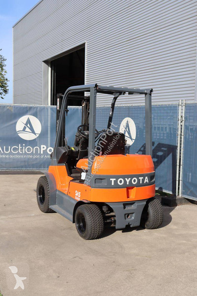 Chariot élévateur Toyota 7FB10