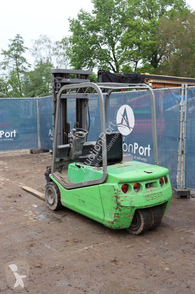 Chariot élévateur Cesab Blitz 320