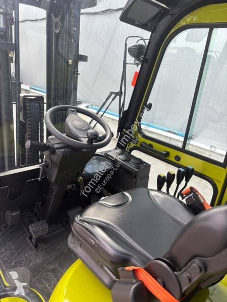Chariot élévateur Clark GTS25