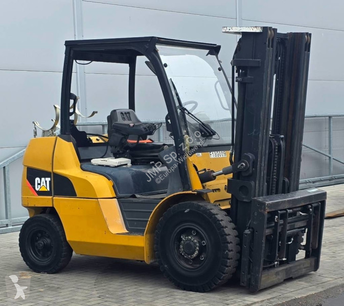 Chariot élévateur Caterpillar GP 40 N