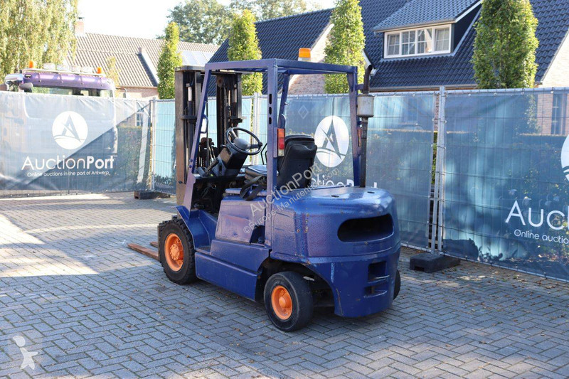 Chariot élévateur Yale GDP25