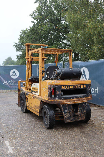 Chariot élévateur Komatsu FG35-4