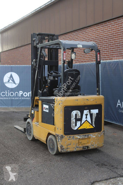 رافعة شوكية Caterpillar EC25NY-AC