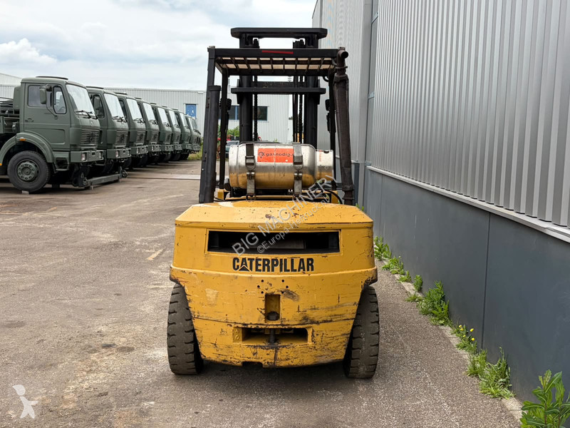 Кар Caterpillar GP40