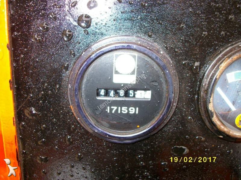 Teleskopický manipulátor Mitsubishi fd 60