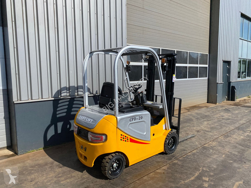 رافعة شوكية  CPD 20 Forklift - 2.000 kg loading...