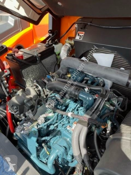 Teleskopický manipulátor Doosan D30NXP
