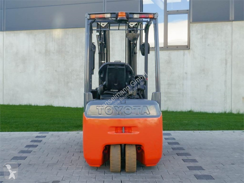 Teleskopický manipulátor Toyota 02-8FBE20T