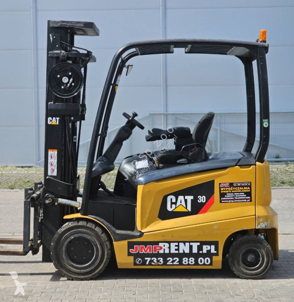 Chariot élévateur Caterpillar EP 30 CN