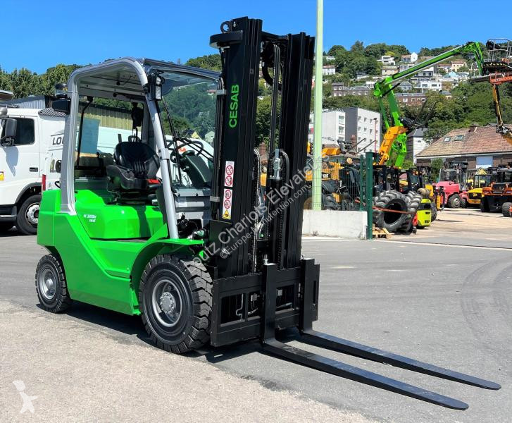Stivuitor Cesab  M320H-GV