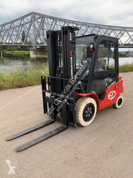 Chariot élévateur   EFL303