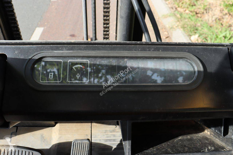 Chariot élévateur Yale GLP25TF V2420